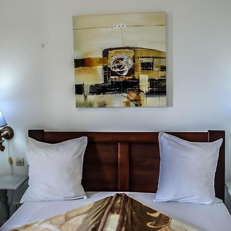 Tchero Appartement 1 Douala Esterno foto