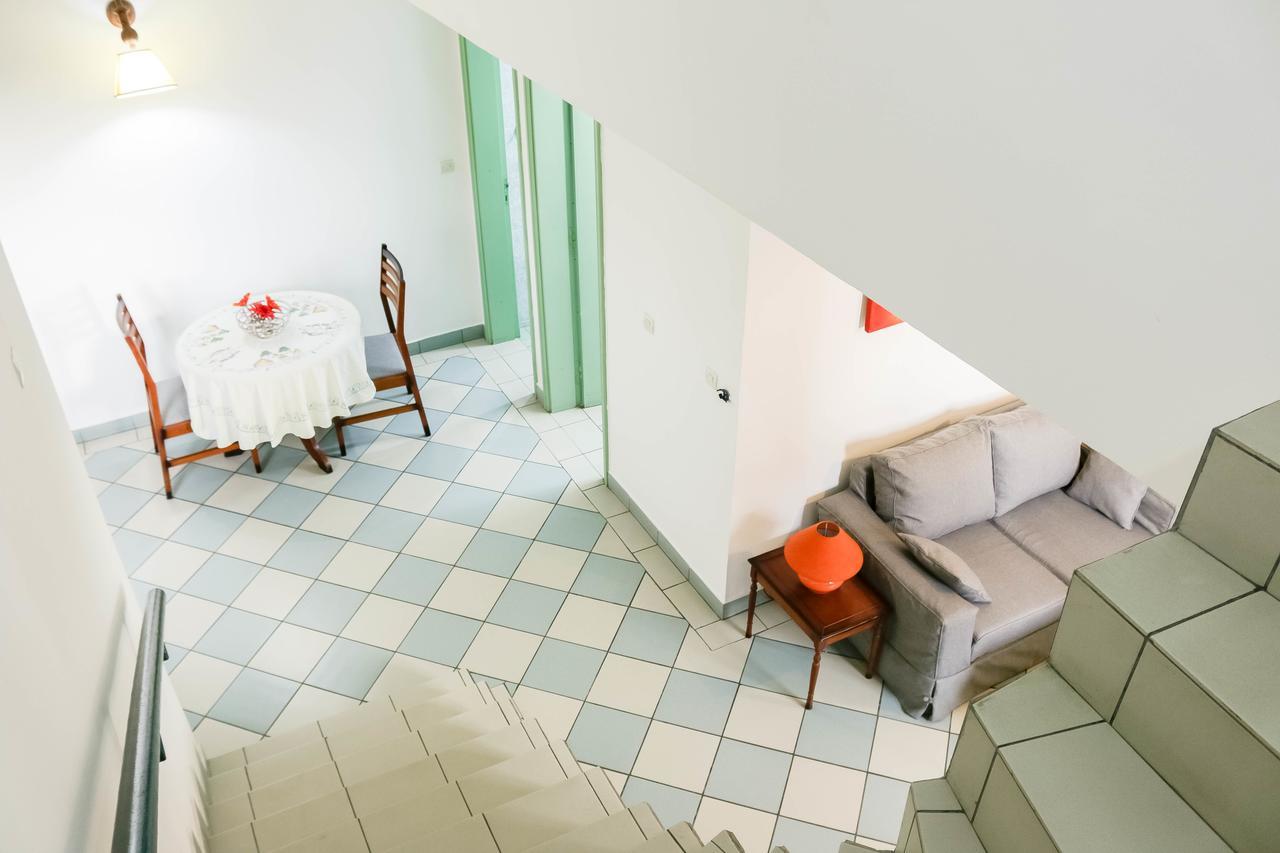 Tchero Appartement 1 Douala Esterno foto