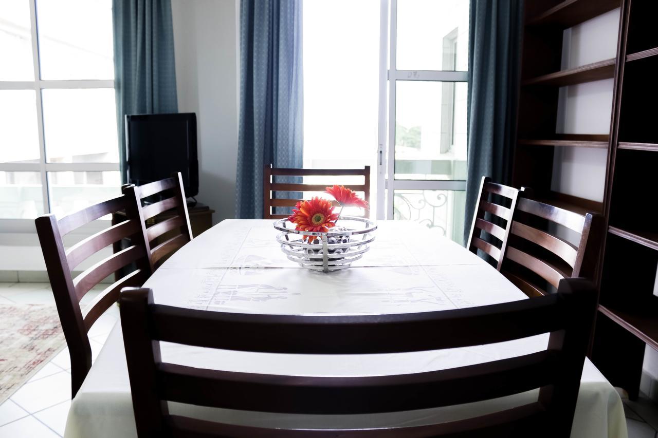 Tchero Appartement 1 Douala Esterno foto