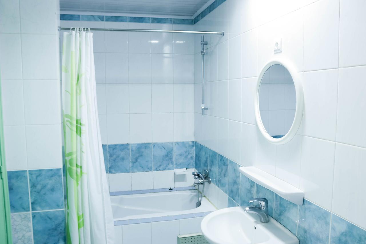 Tchero Appartement 1 Douala Esterno foto