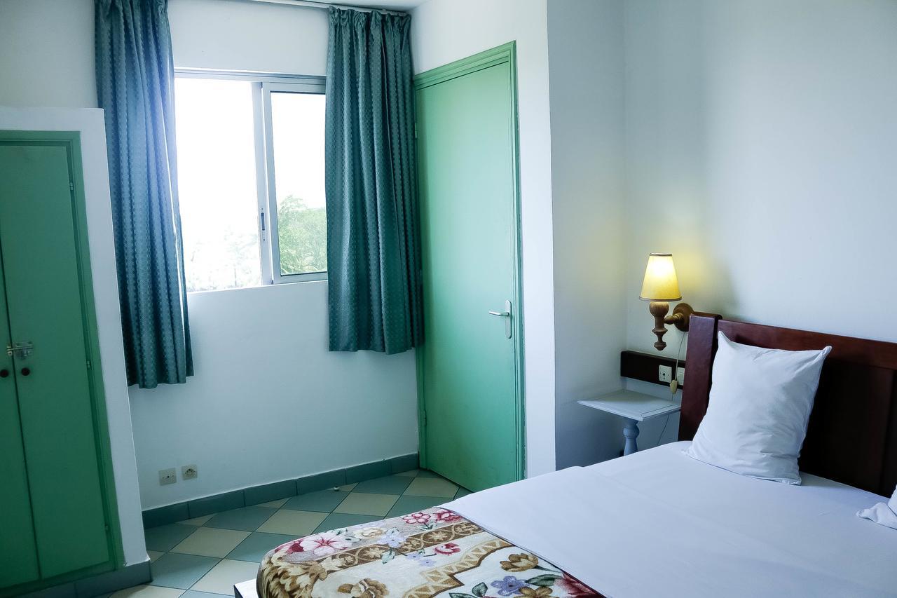 Tchero Appartement 1 Douala Esterno foto