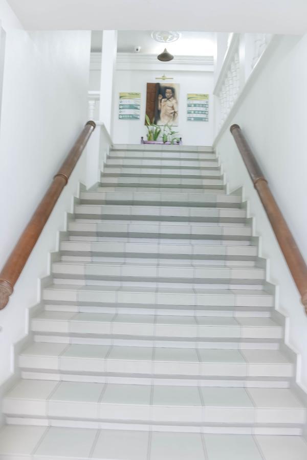 Tchero Appartement 1 Douala Esterno foto