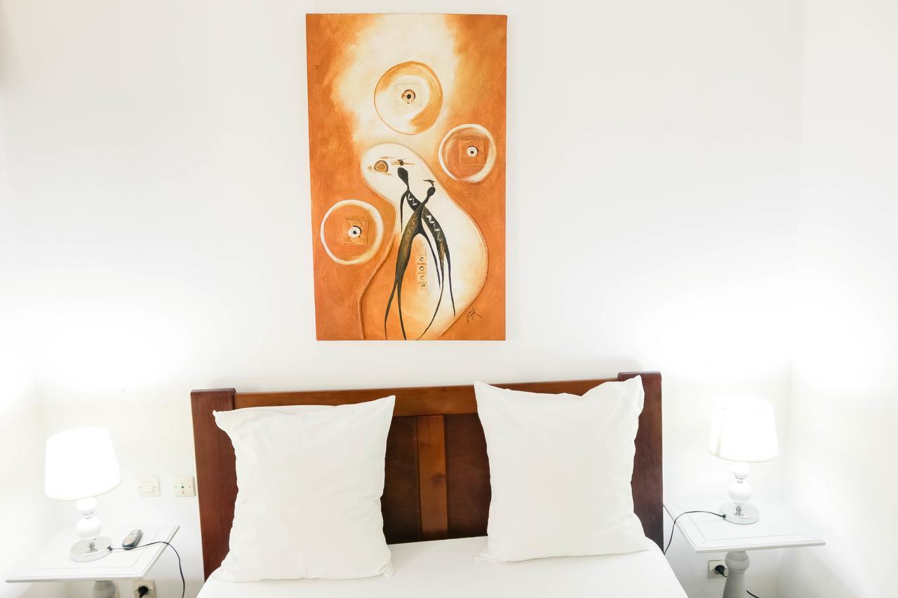 Tchero Appartement 1 Douala Esterno foto