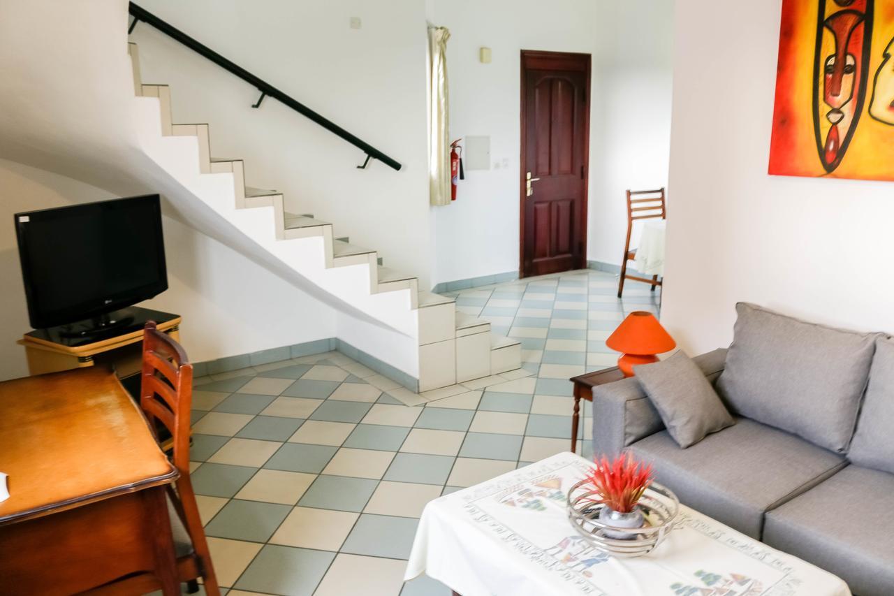 Tchero Appartement 1 Douala Esterno foto